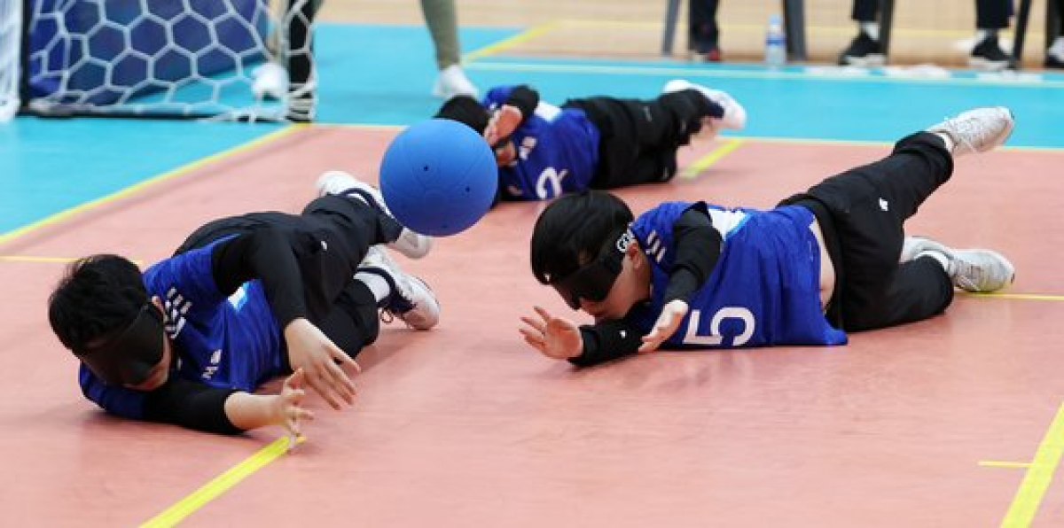 16일 목포종합경기장에서 열린 제18회 전국장애학생체전 골볼에서 우승한 서울 선수들. 사진 대한장애인체육회